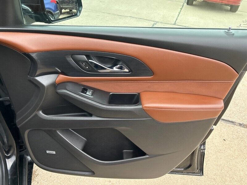 Used 2019 Chevrolet Traverse High Country w/ LPO, Floor Liner Package image 32