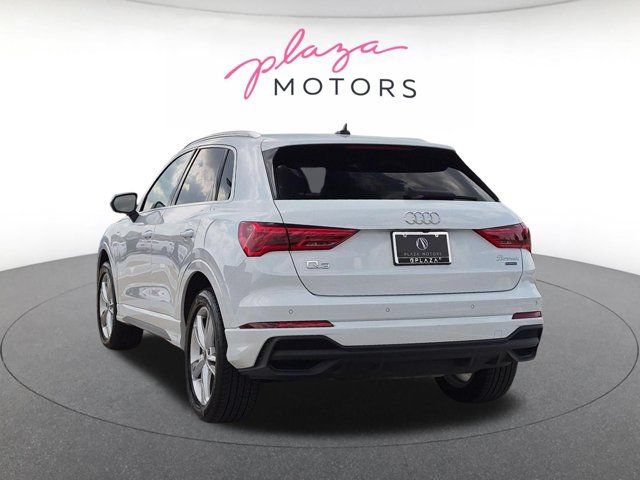 Certified 2024 Audi Q3 2.0T Premium w/ Convenience Package AWD/4WD image 7