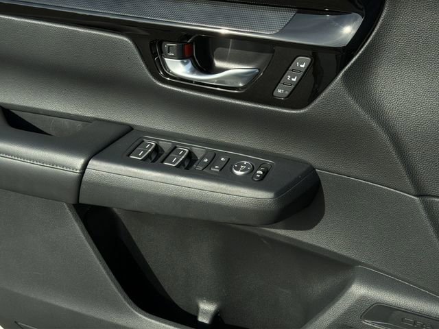 Used 2025 Honda CR-V EX-L image 32