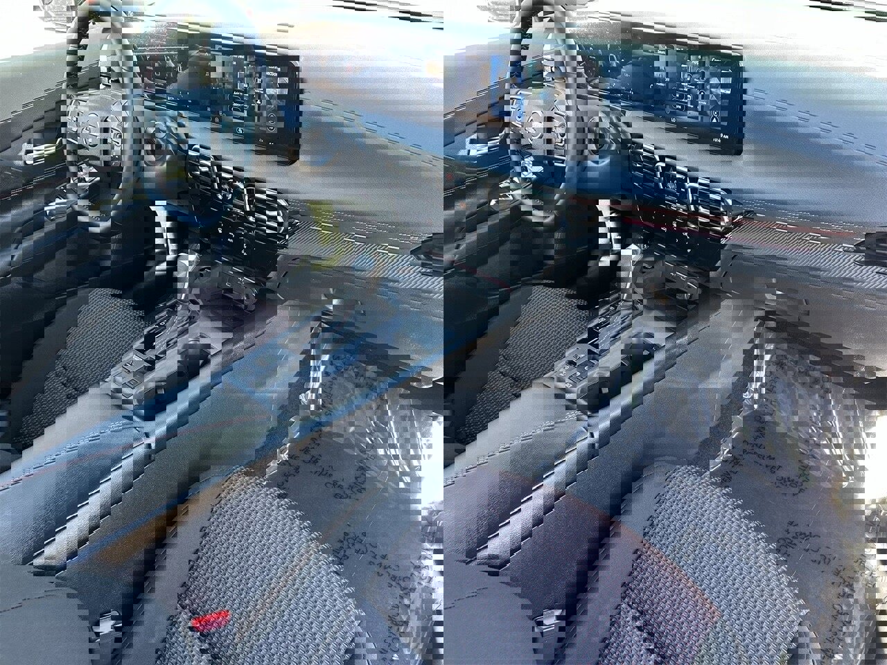 New 2026 Nissan Sentra SR w/ Floor Mat Package image 11