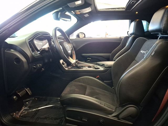Used 2022 Dodge Challenger SRT Hellcat w/ Plus Package RWD image 13