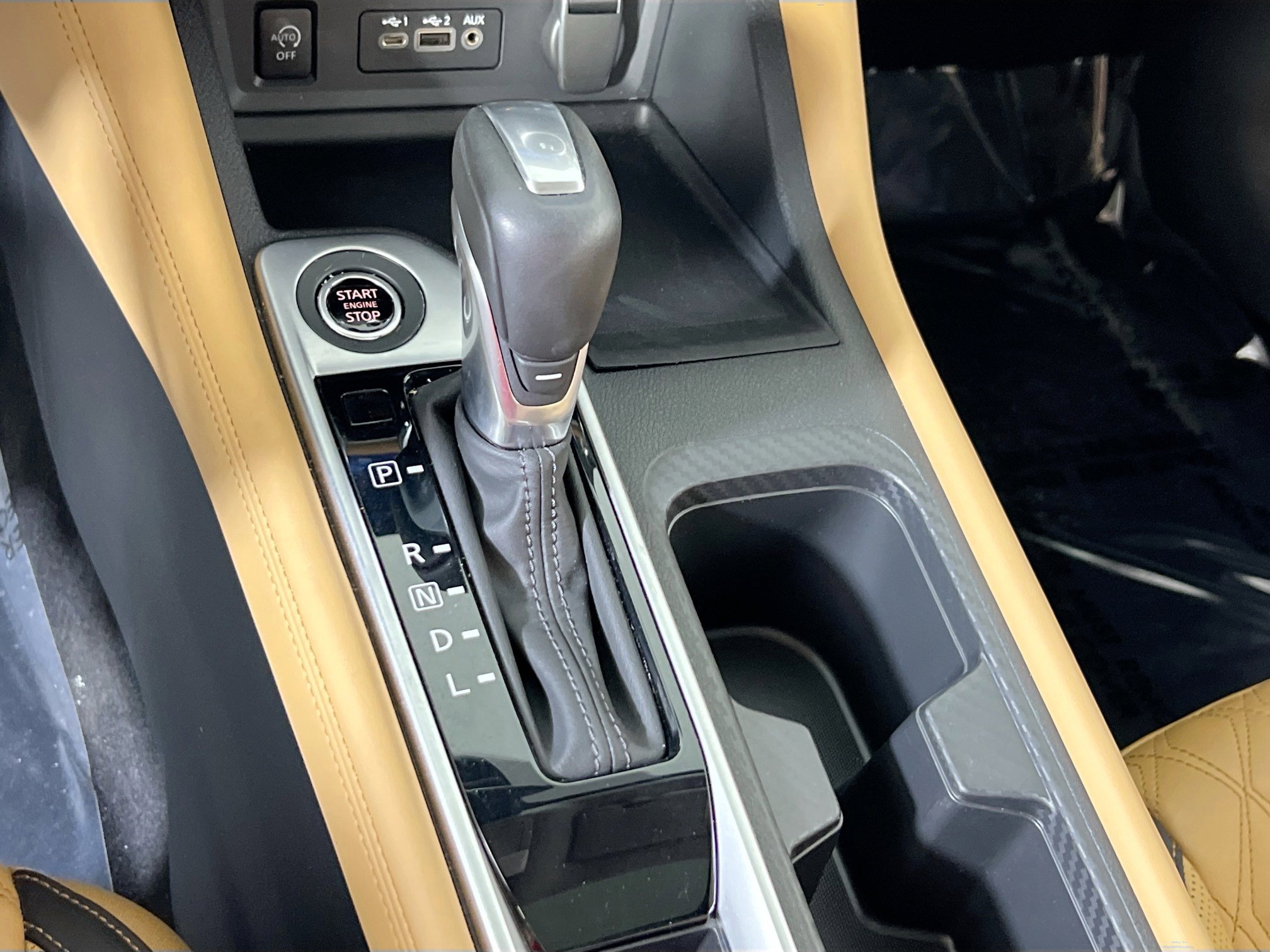 Used 2024 Nissan Sentra SV w/ SV Premium Package FWD image 16