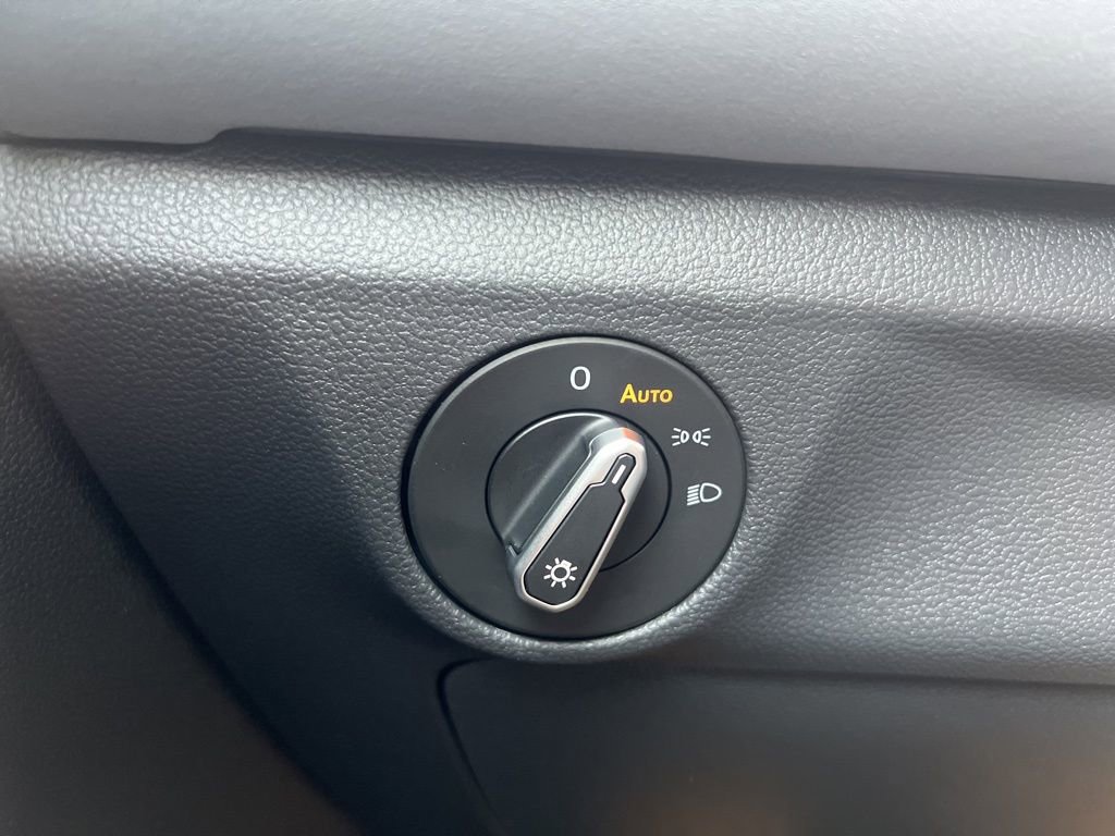 New 2026 Volkswagen Jetta SE image 20