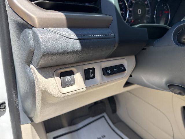 Used 2023 GMC Acadia Denali image 11