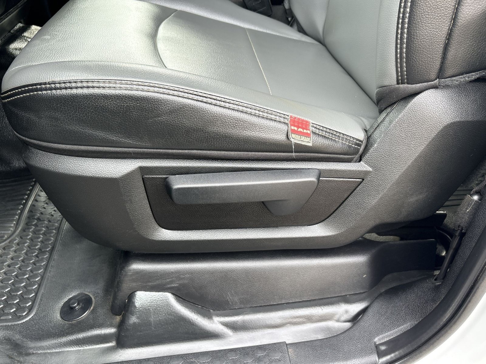 Used 2022 RAM 2500 Tradesman AWD/4WD image 14