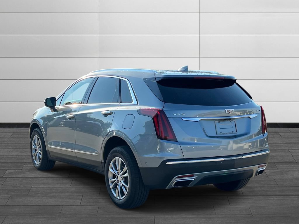 Used 2023 Cadillac XT5 Premium Luxury w/ Technology Package FWD image 3
