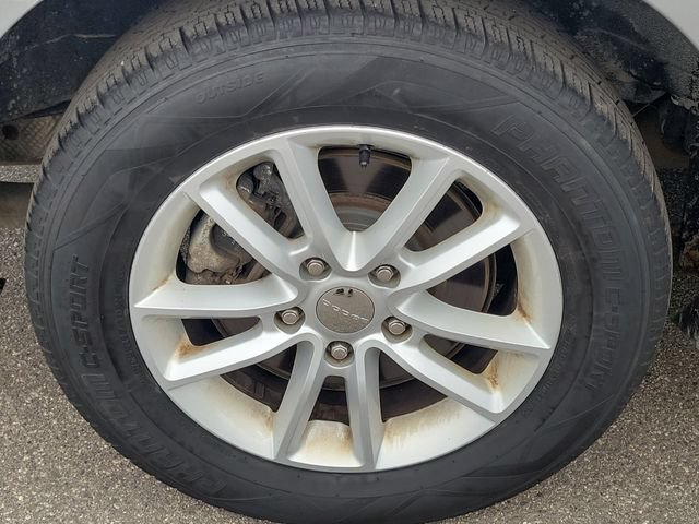 Used 2015 Dodge Grand Caravan SXT w/ UConnect Hands-Free Group FWD image 23
