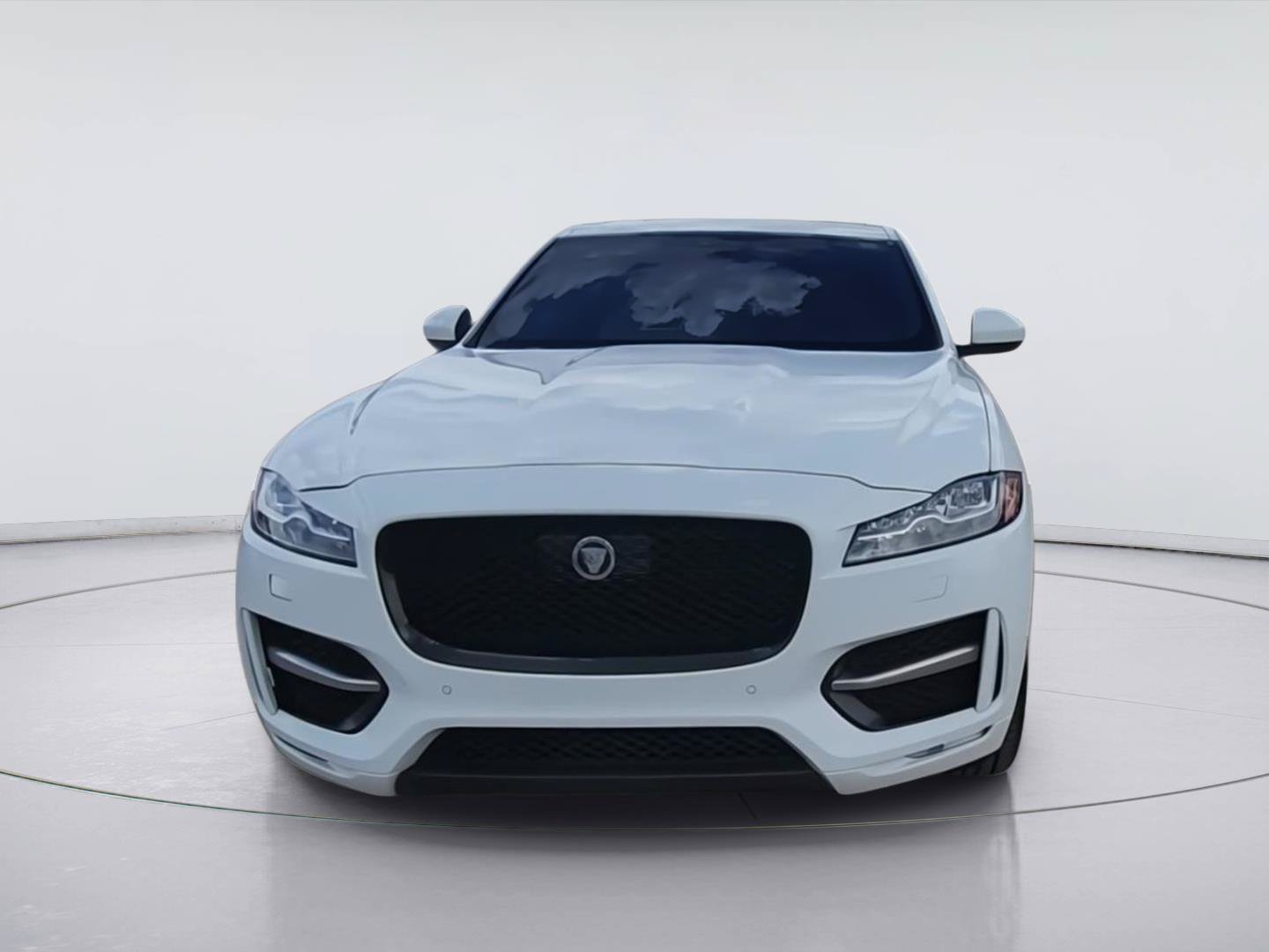Used 2020 Jaguar F-PACE R-Sport AWD/4WD image 3
