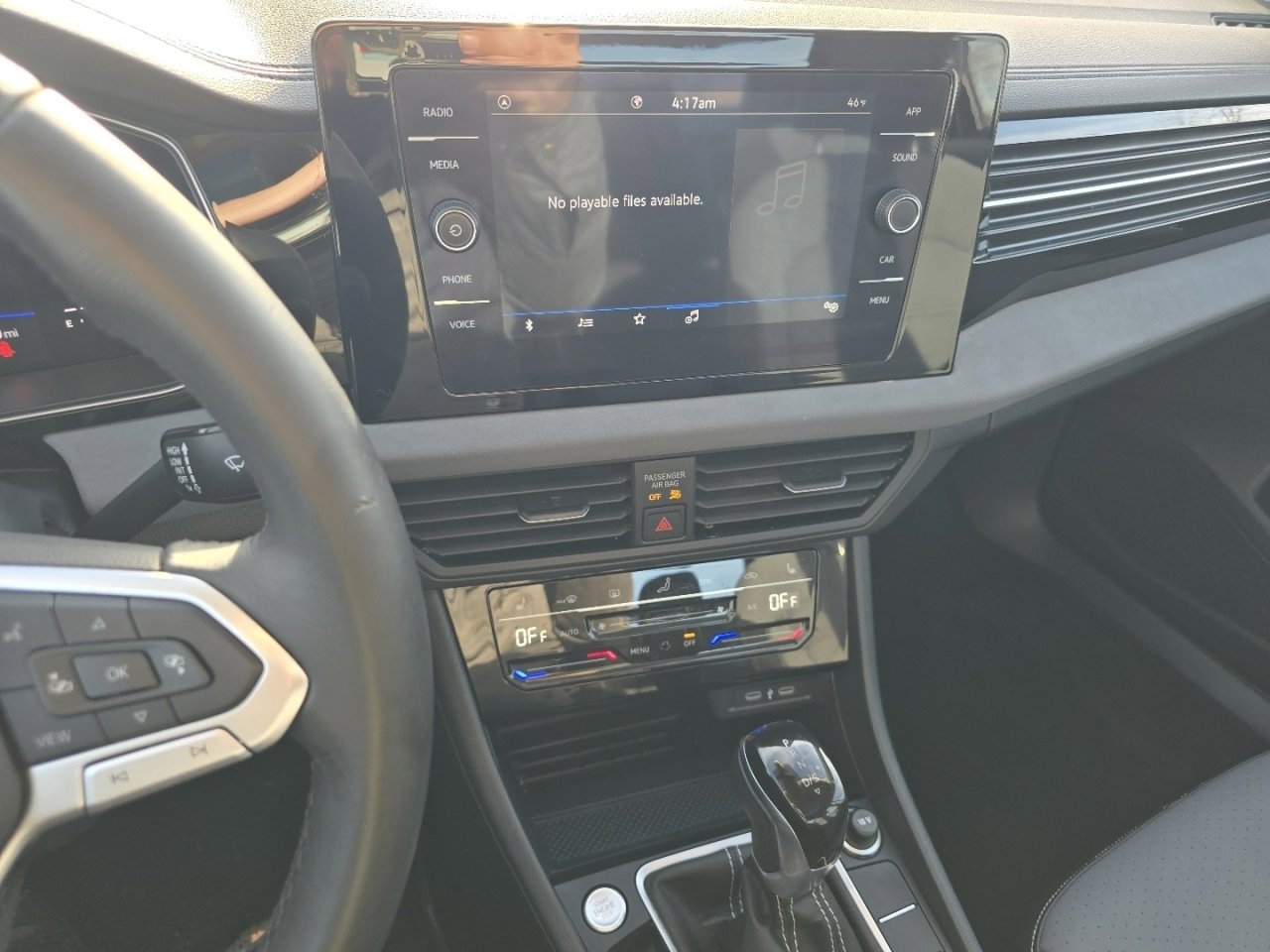 Used 2025 Volkswagen Jetta SE image 27