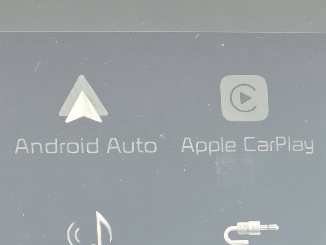 Used 2020 Kia Optima LX image 3