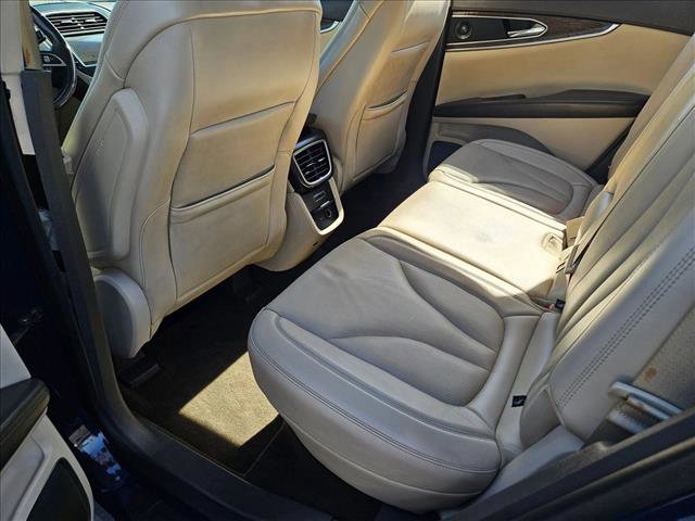 Used 2019 Lincoln Nautilus Reserve image 19
