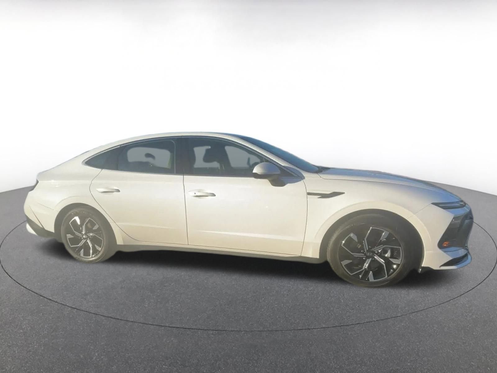 Used 2025 Hyundai Sonata SEL image 10