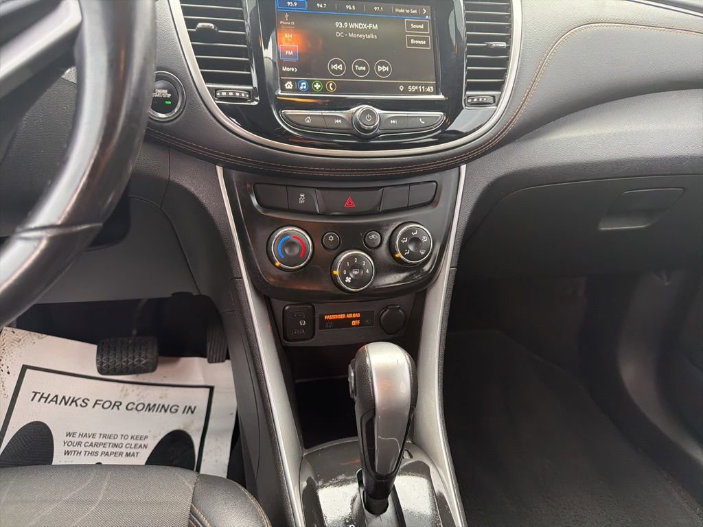 Used 2019 Chevrolet Trax LT w/ LT Convenience Package image 15