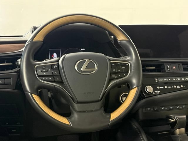 Used 2025 Lexus ES 300h w/ Technology Package FWD image 23