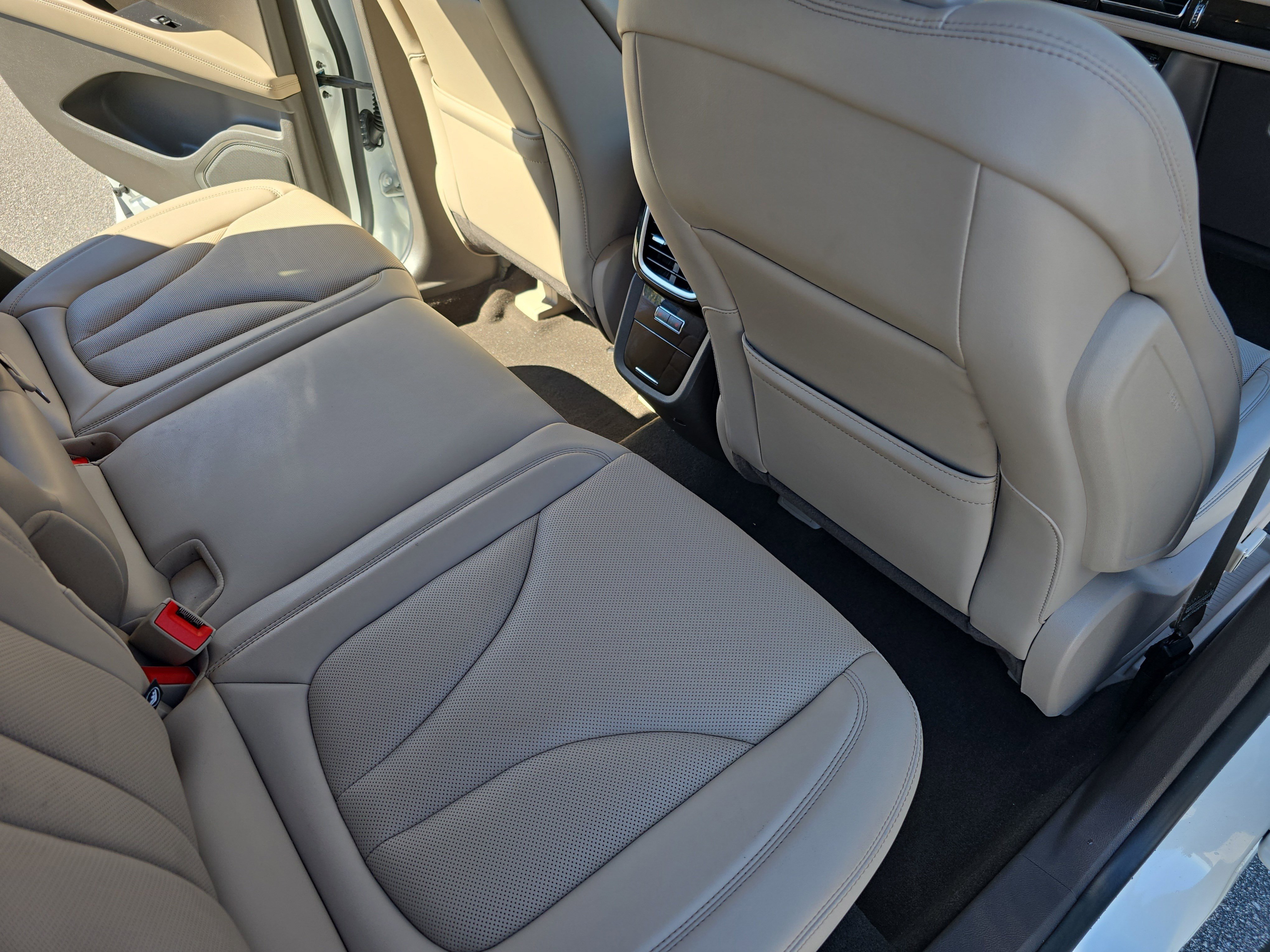 Certified 2022 Lincoln Nautilus Reserve image 11