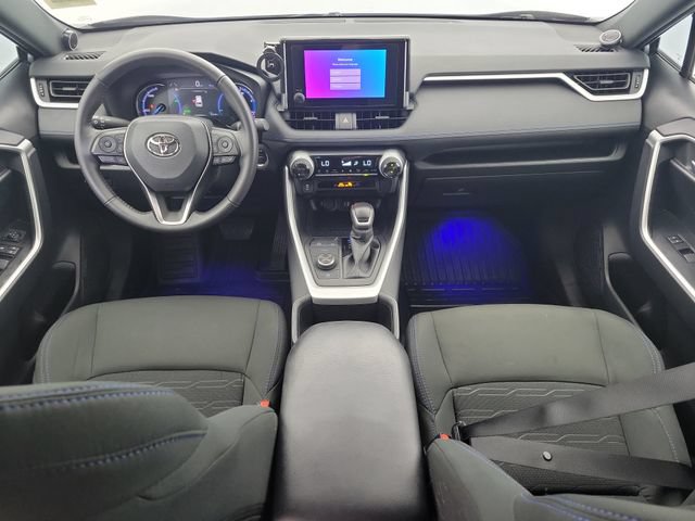 Used 2025 Toyota RAV4 SE AWD/4WD image 16