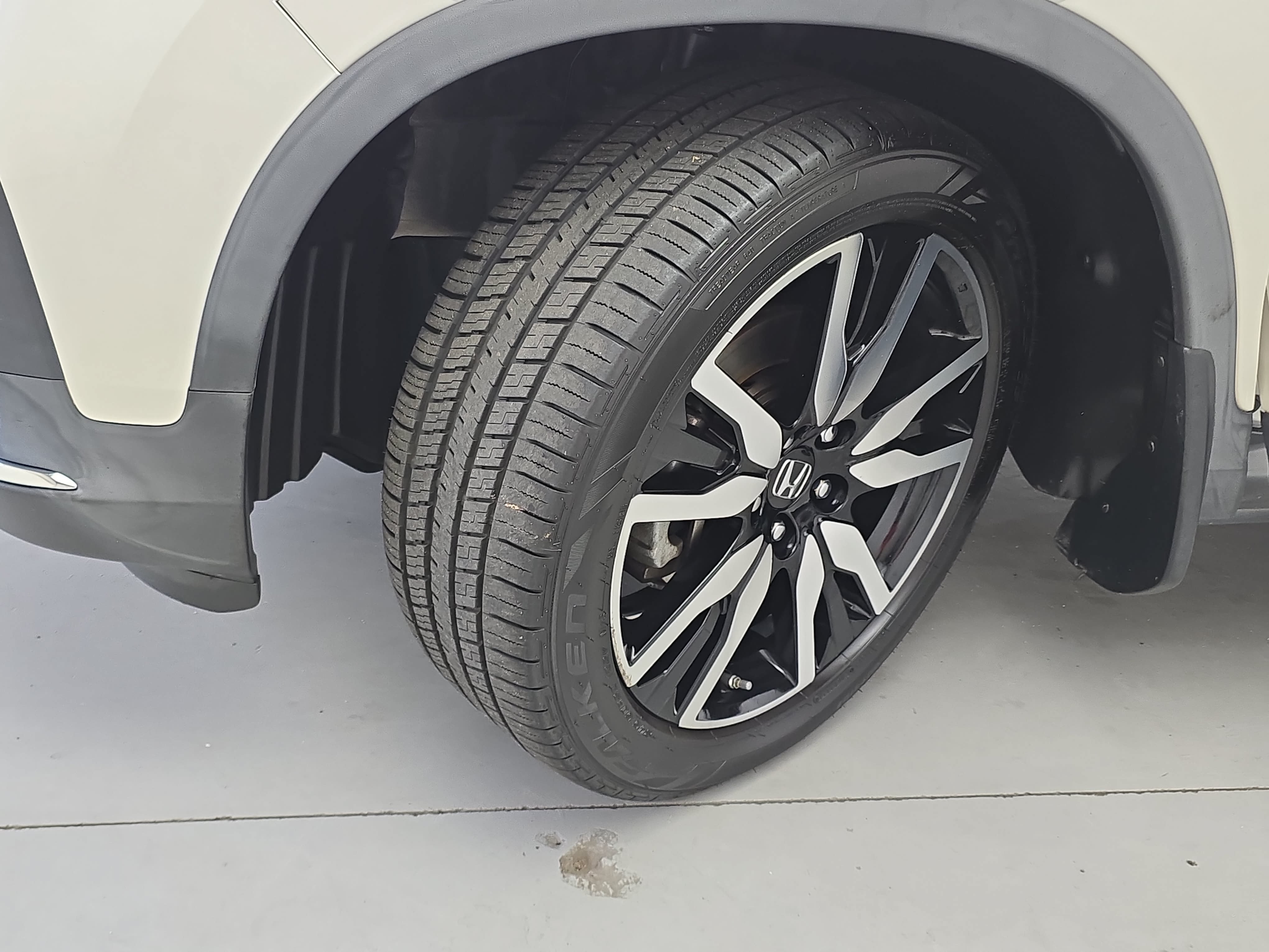 Used 2019 Honda Pilot Touring image 34