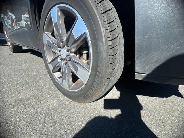 Used 2019 GMC Acadia SLT AWD/4WD image 6