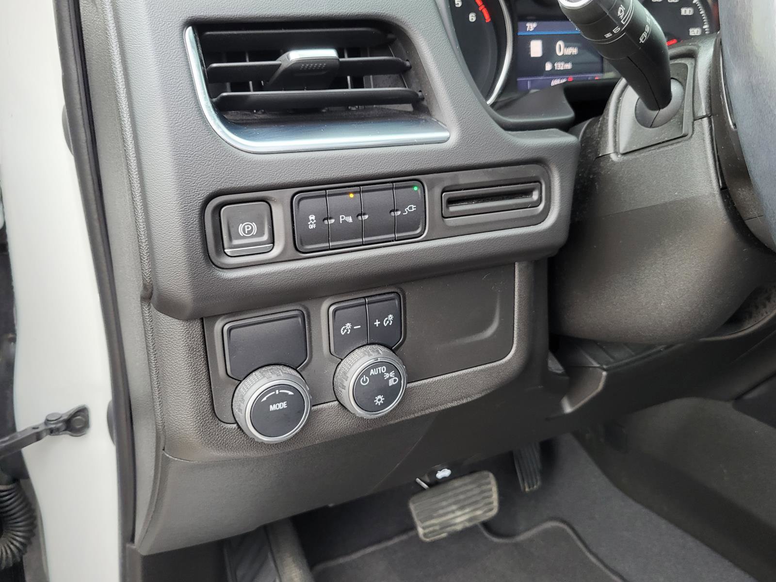 Used 2021 Chevrolet Tahoe LT w/ Rear Media and Nav Package image 20