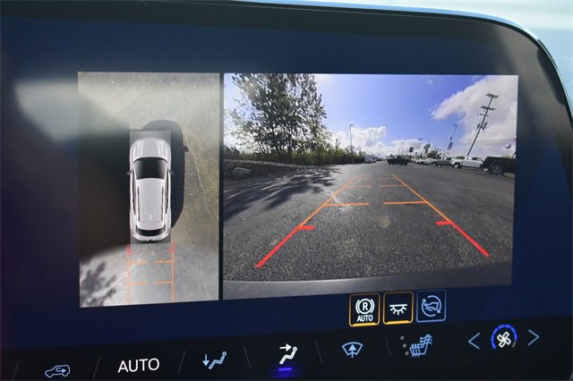 New 2026 Chevrolet Equinox EV LT w/ LPO, Blackout Package image 30