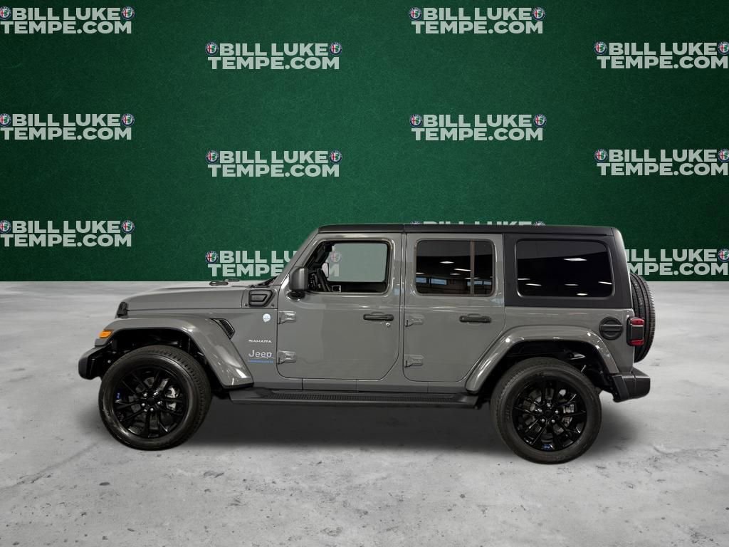 Used 2023 Jeep Wrangler Unlimited Sahara w/ Cold Weather Group image 11