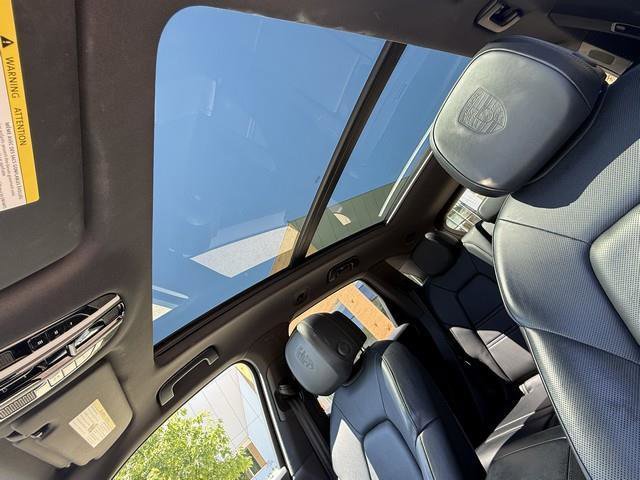 Used 2019 Porsche Cayenne AWD/4WD image 22