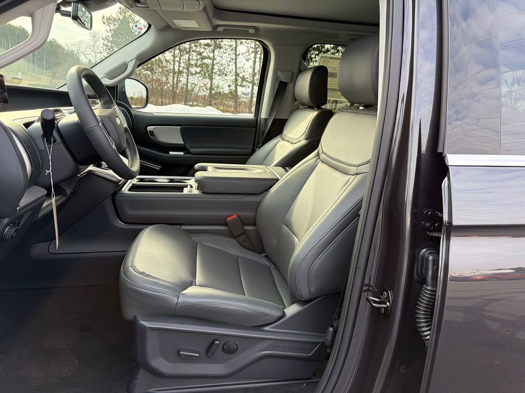 New 2026 Ford Expedition Max Active image 9