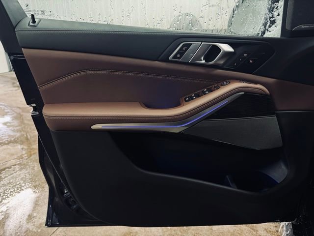 New 2026 BMW X5 xDrive40i w/ M Sport Package image 14
