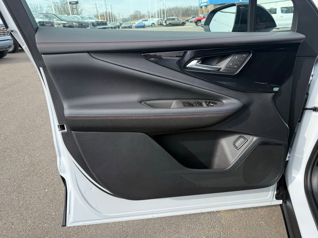 New 2026 Chevrolet Blazer EV RS image 9