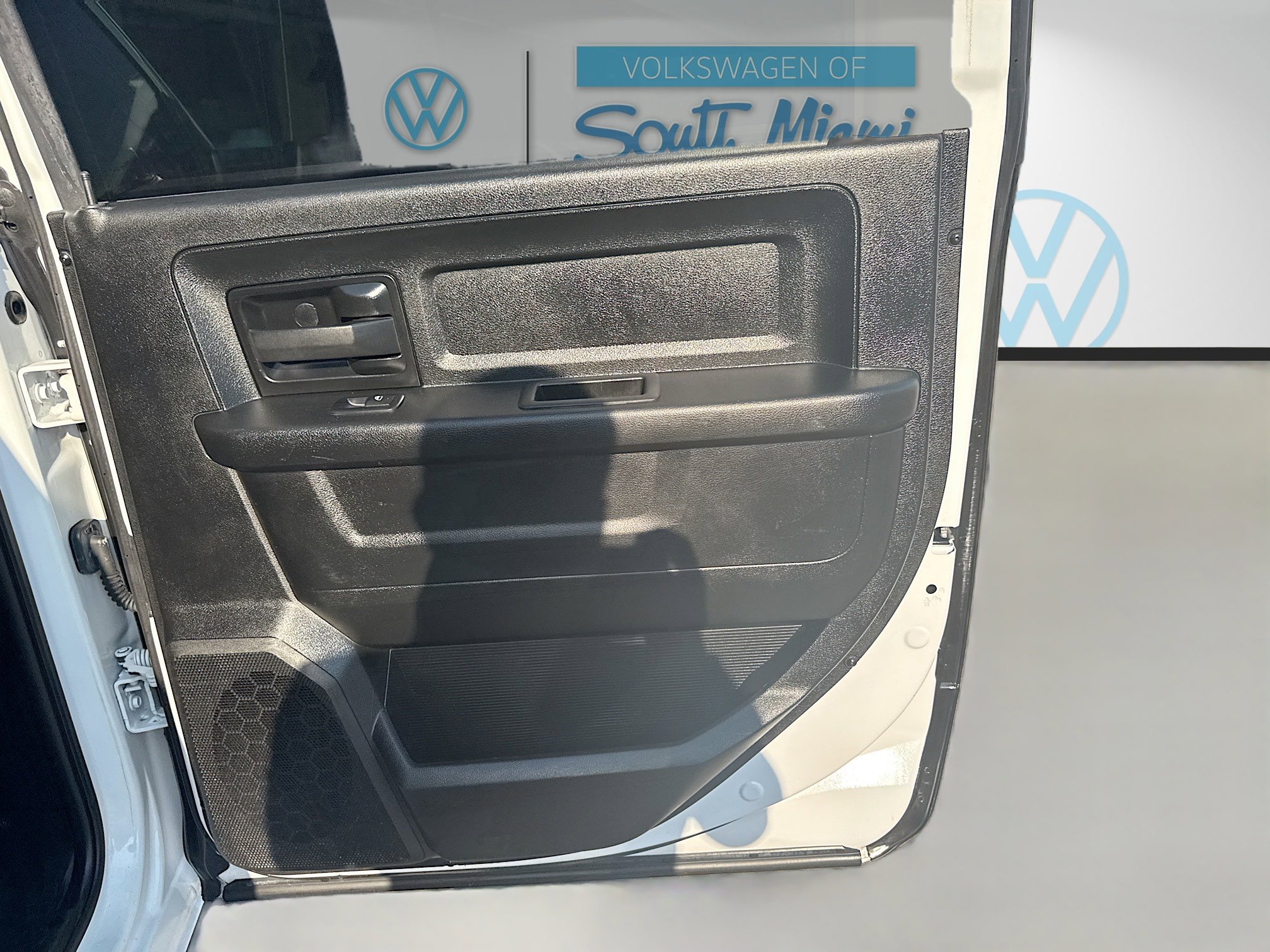 Used 2018 RAM 3500 Tradesman w/ Protection Group image 30