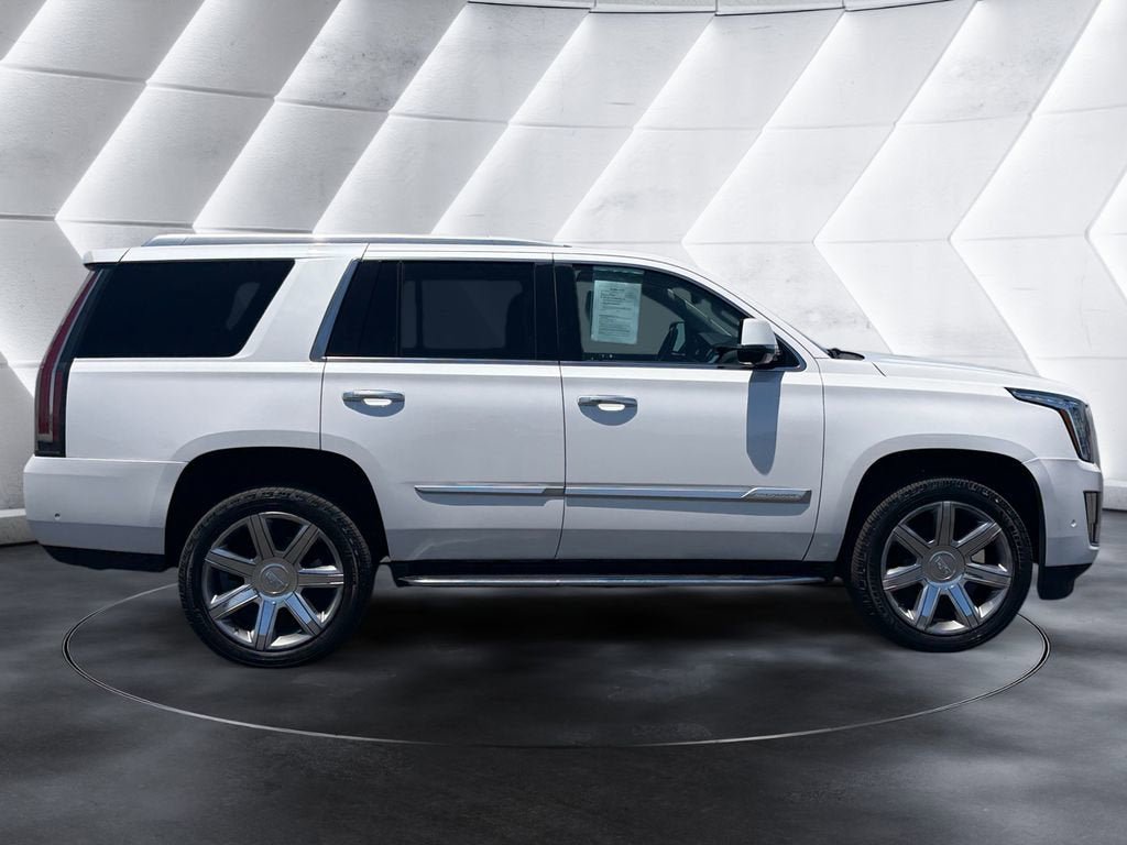 Certified 2020 Cadillac Escalade Luxury RWD image 6