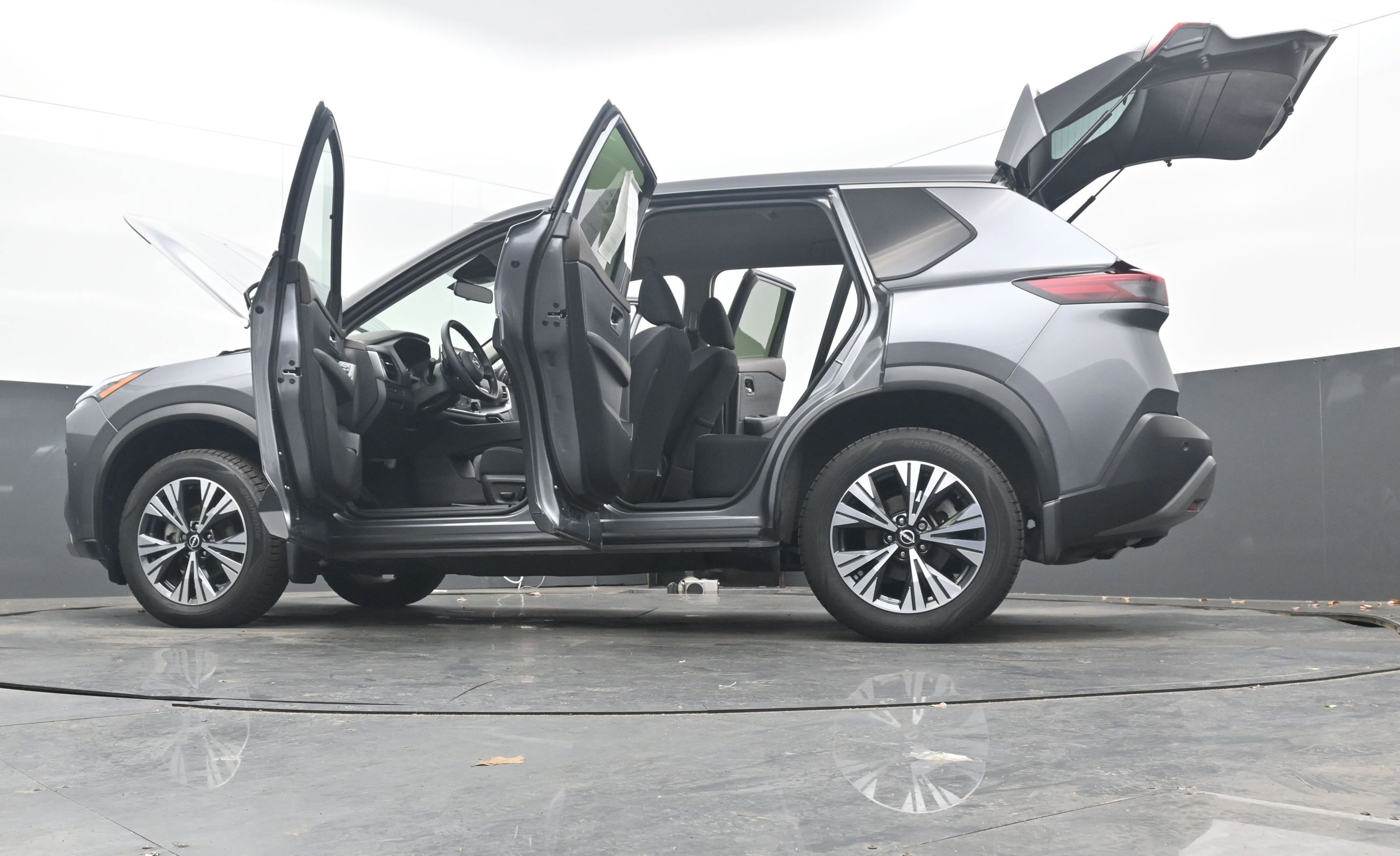 Certified 2023 Nissan Rogue SV image 41