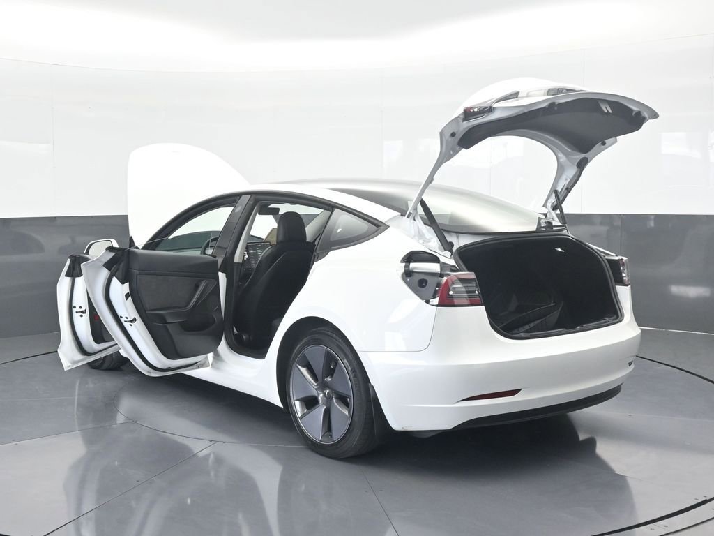 Used 2023 Tesla Model 3 Standard Range image 75