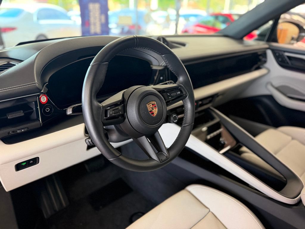 Used 2024 Porsche Macan 4 Electric AWD/4WD image 19