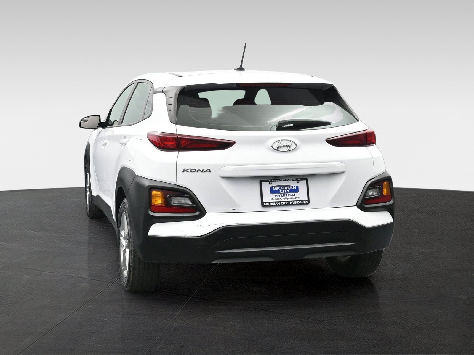 Used 2021 Hyundai Kona SE FWD image 3
