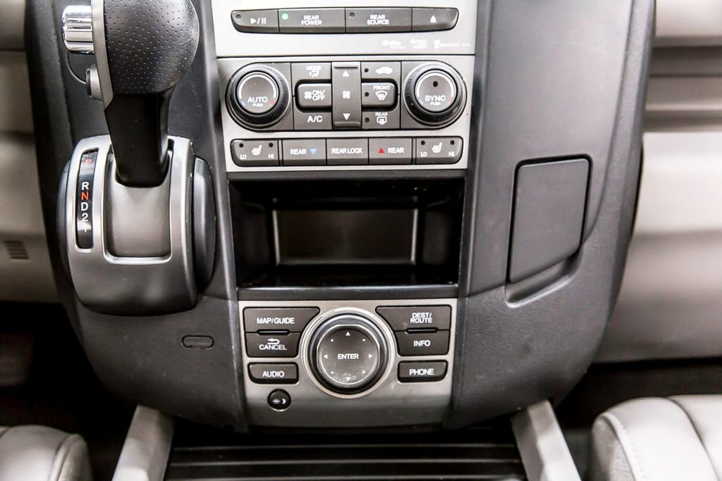 Used 2014 Honda Pilot Touring image 22