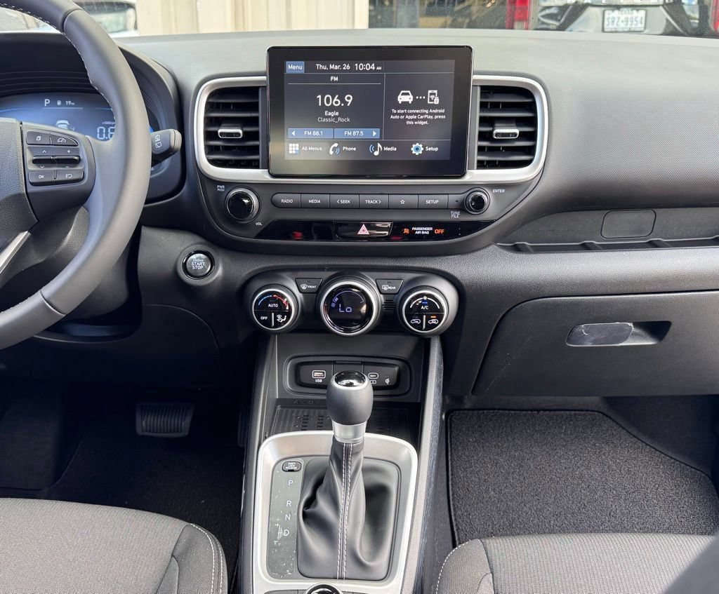 New 2026 Hyundai Venue SEL FWD image 5