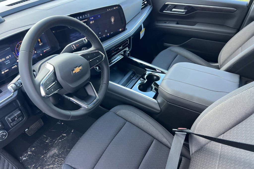 New 2026 Chevrolet Tahoe LS AWD/4WD image 7