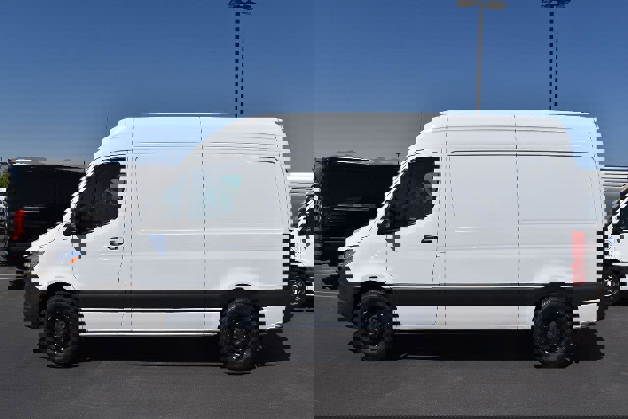 New 2025 Mercedes-Benz Sprinter 2500 image 3