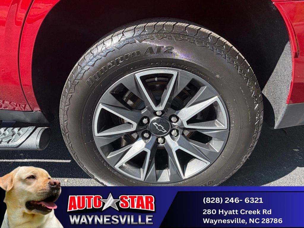 Used 2021 Chevrolet Tahoe Z71 w/ Z71 Off-Road Package AWD/4WD image 31
