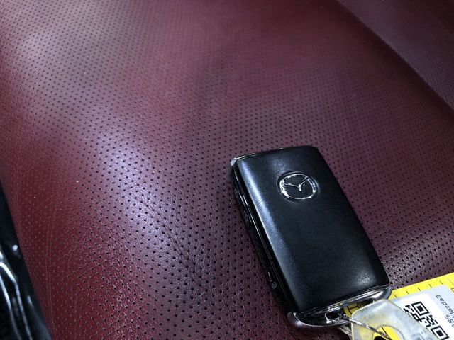 Used 2024 MAZDA MAZDA3 s image 24