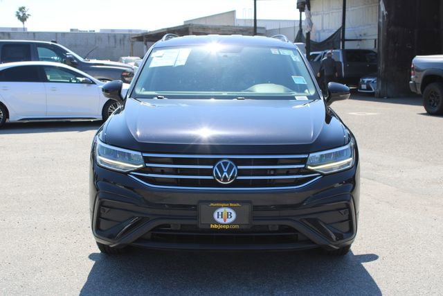 Used 2022 Volkswagen Tiguan S image 2