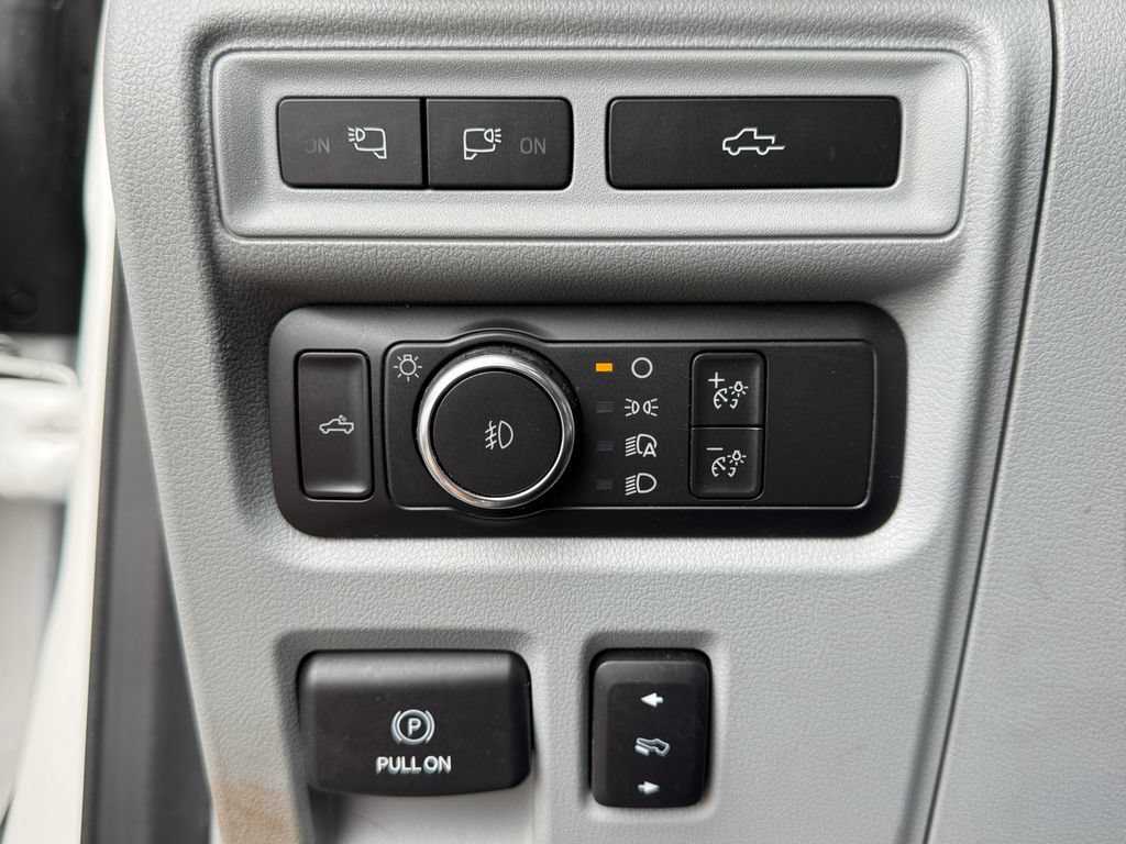 Used 2021 Ford F150 Limited AWD/4WD image 11