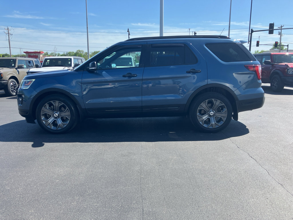 Used 2018 Ford Explorer Sport w/ Equipment Group 401A image 3