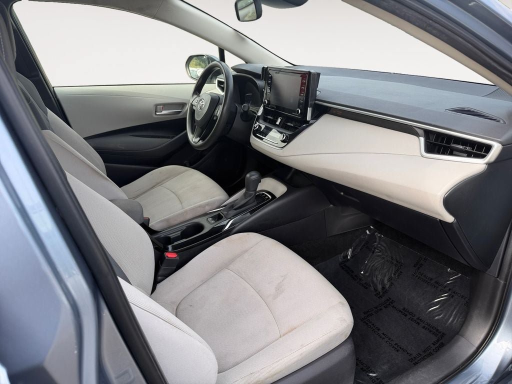 Used 2021 Toyota Corolla LE FWD image 26