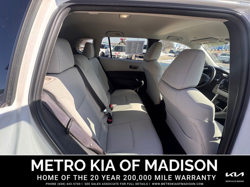 Used 2022 Toyota Corolla Cross LE image 24