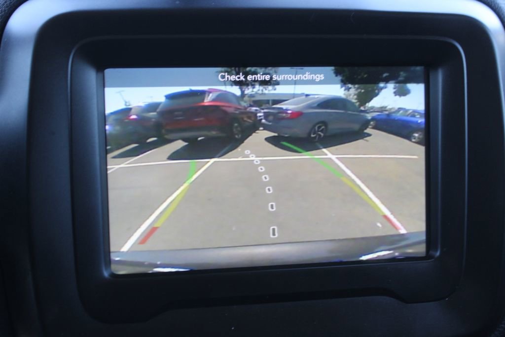 Used 2018 Jeep Renegade Sport w/ Power & Air Group image 24