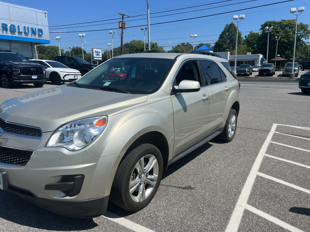 Used 2015 Chevrolet Equinox LT FWD image 2