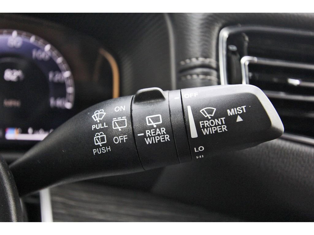 Used 2024 Jeep Wagoneer L Series II image 19