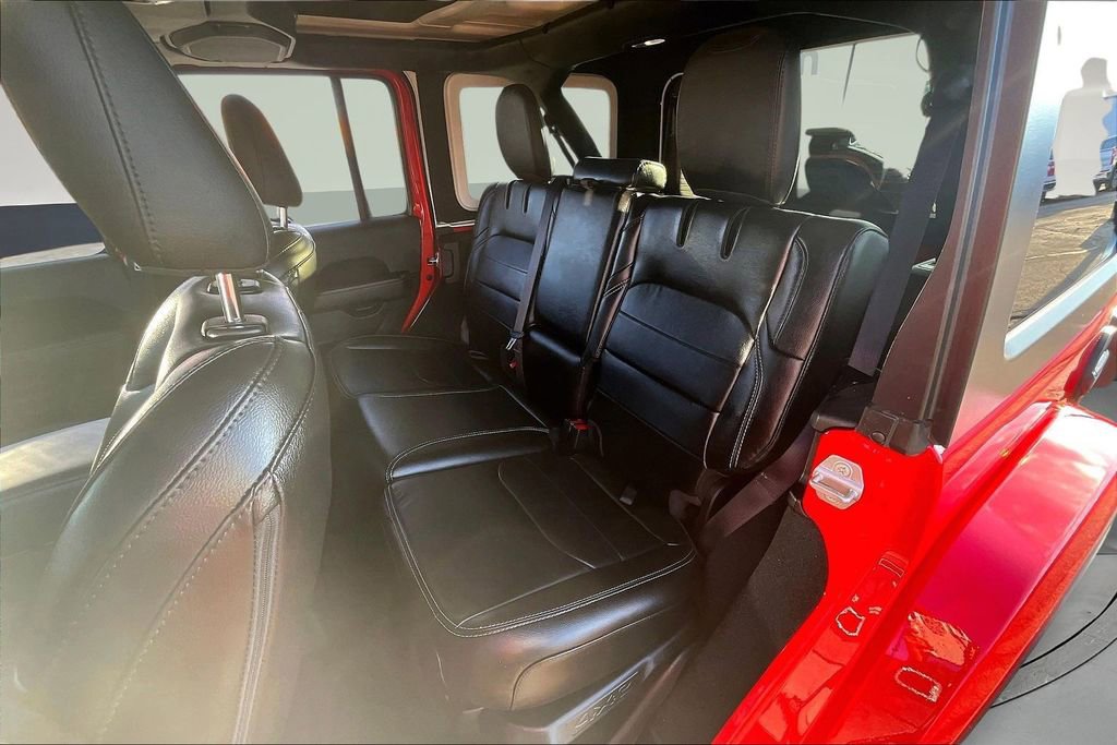 Used 2023 Jeep Wrangler Unlimited Sahara w/ Cold Weather Group image 20